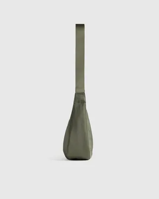 Quince Quince | Women's Revive Nylon Crescent Shoulder Bag in Olive — Women Autumn green Hand Bags