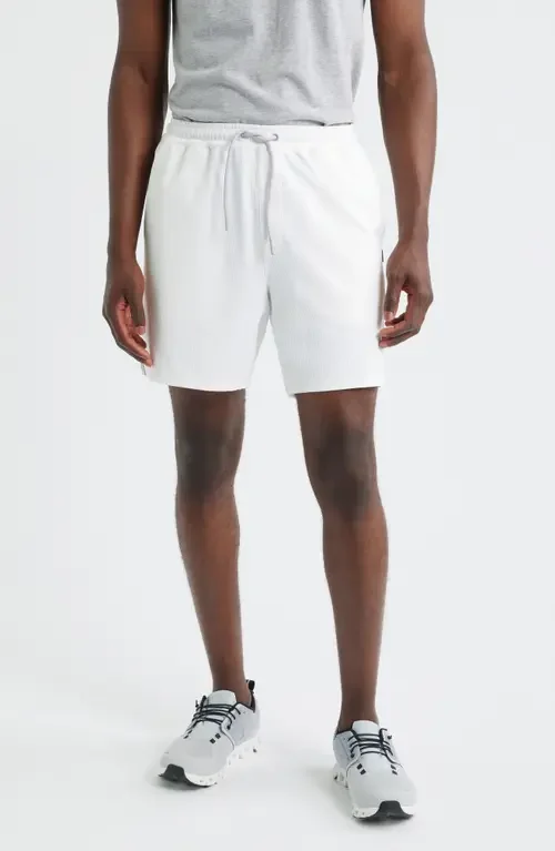 johnnie-O johnnie-O Jumpin Rib Shorts in White — Men Winter white Shorts