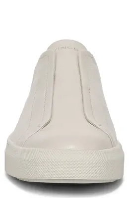 Vince Vince Lakewood Sneaker in Pebble White/horchata — Men Spring ivory Shoes