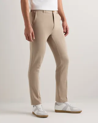 Quince Quince | Men's Ultra-Stretch 24/7 Smart Chinos Slim in Sand Dune — Men Spring beige Trousers & Chinos